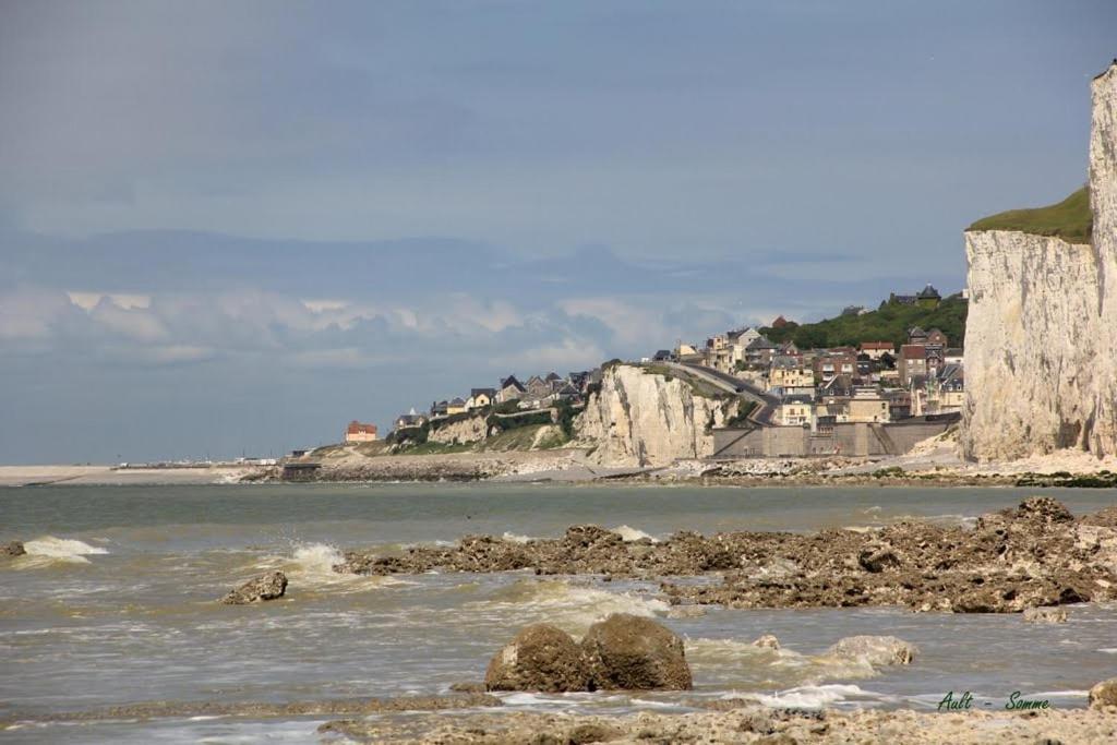 Tiny Bikini, Ault, Baie De Somme, 200 M De La Mer エクステリア 写真