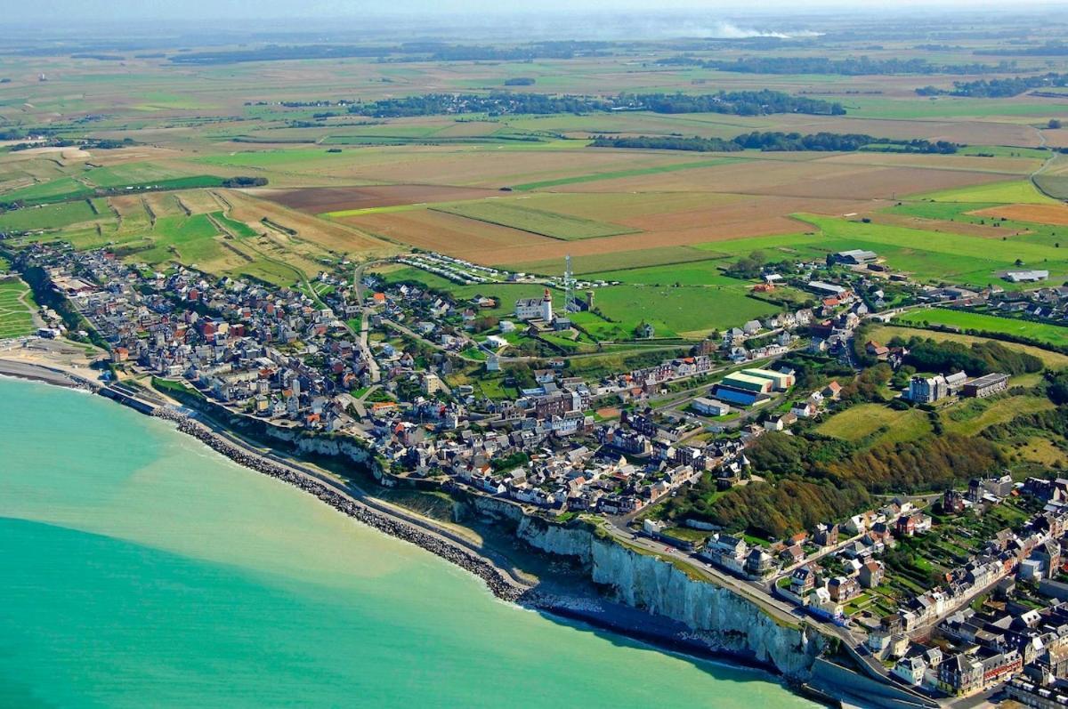 Tiny Bikini, Ault, Baie De Somme, 200 M De La Mer エクステリア 写真