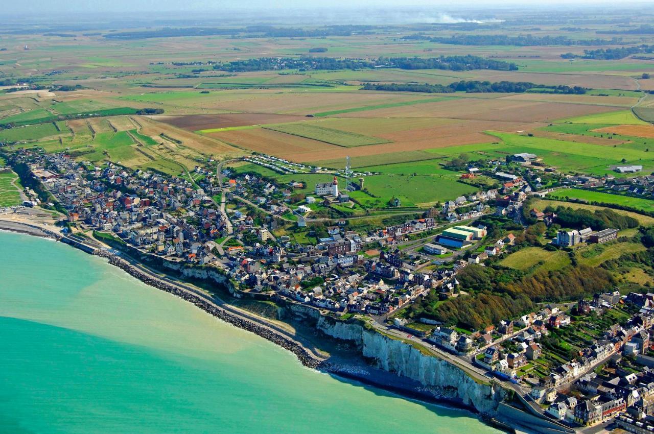 Tiny Bikini, Ault, Baie De Somme, 200 M De La Mer エクステリア 写真
